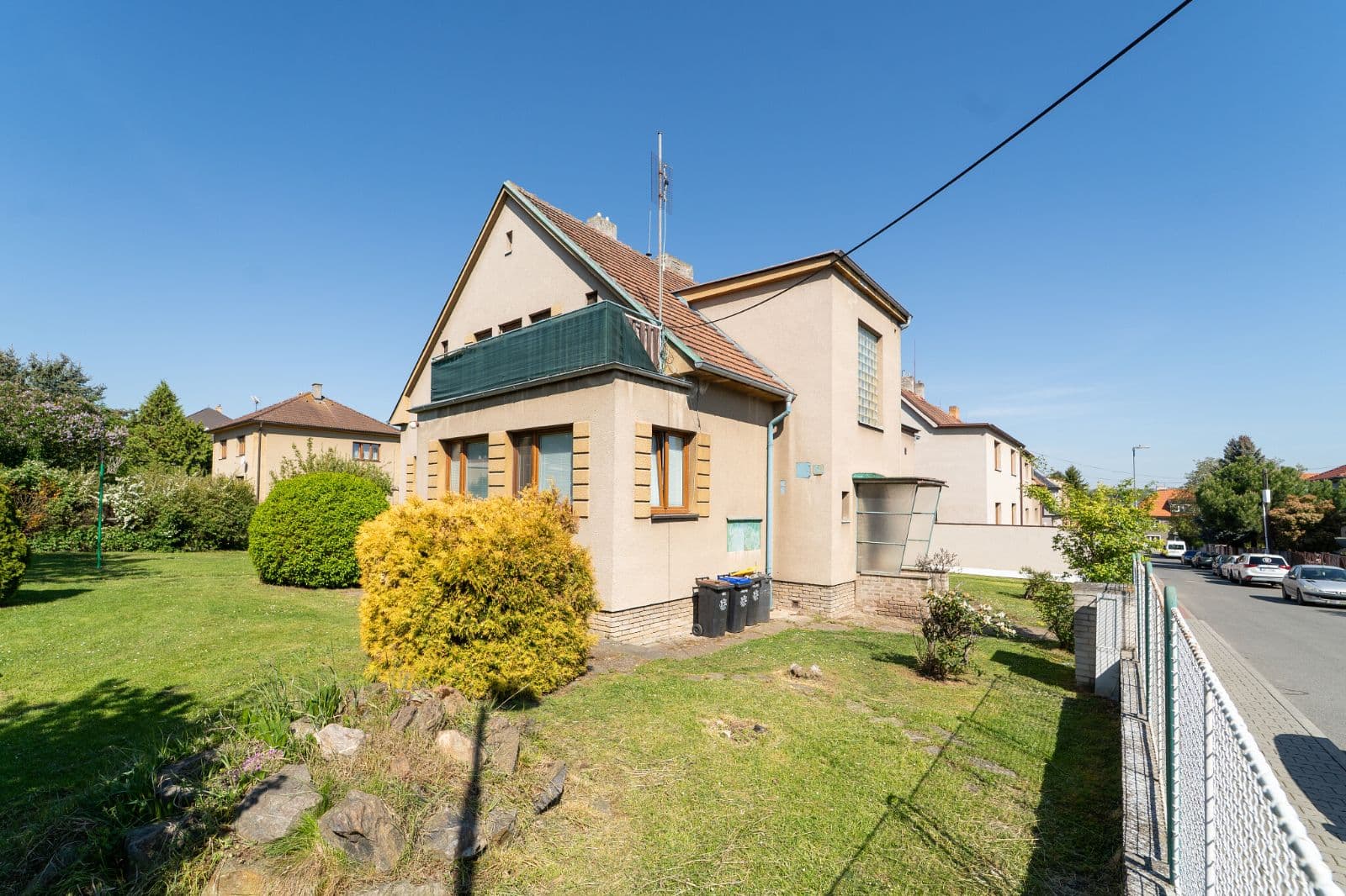 Pronájem rodinného domu 138 m2, pozemek 819 m2, Smetanova, Hostivice